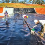 Aplicação de Geomembrana em Aterro sanitário